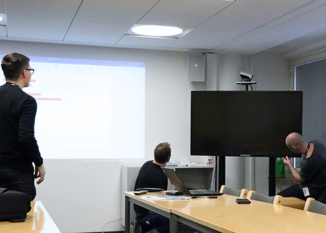 Pilot project by Unigrafia and University of Helsinki providing facility services is up and running – A warm welcome to AV support servicing the City Centre Campus